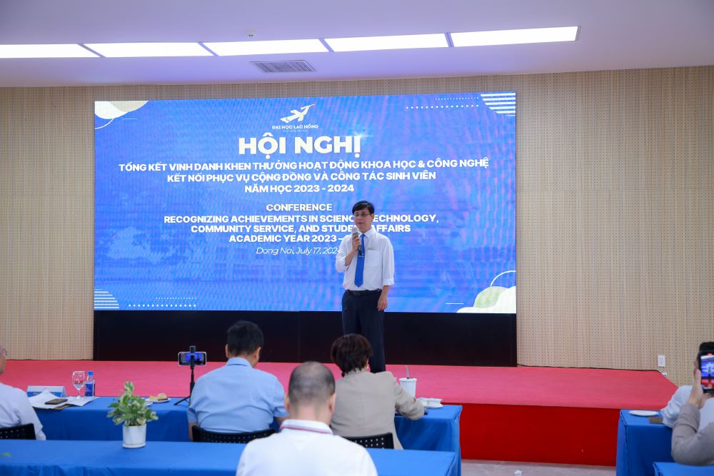 Vinh Danh Thành Tựu Năm Học 2023-2024 Khoa Học, Cộng Đồng và Sinh Viên 